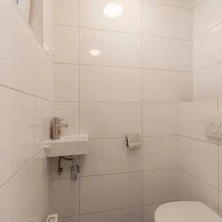 In Sint Maartenszee Near Sint Maartensvlotbrug