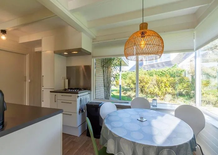 In Sint Maartenszee Near * Sint Maartensvlotbrug